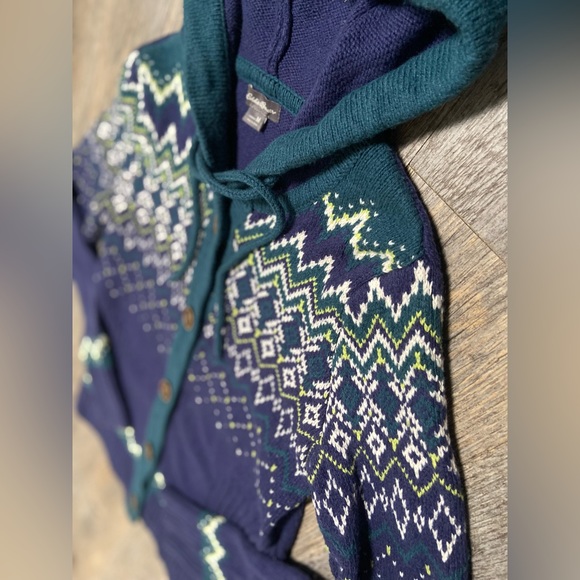 ❄️ Eddie Bauer, Medium, Blue Hooded Knit Button Down Jacket ❄️ - Picture 3 of 6